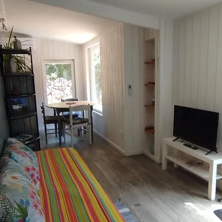 Le Mazet Du Domiel *